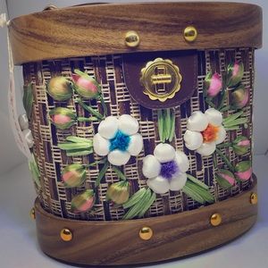 Vintage purse by Whidby.